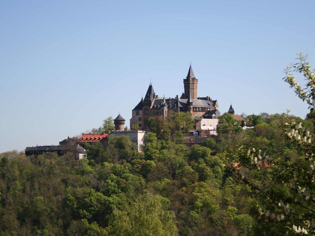 Hotel Schlossblick แวร์นิกโกโรเดอ ภายนอก รูปภาพ