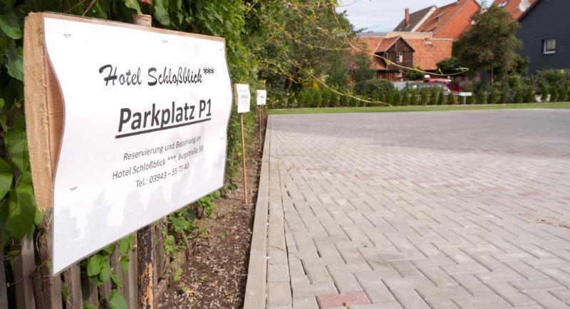 Hotel Schlossblick แวร์นิกโกโรเดอ ภายนอก รูปภาพ